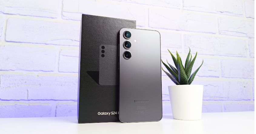 Огляд смартфона Samsung Galaxy S24 - 1