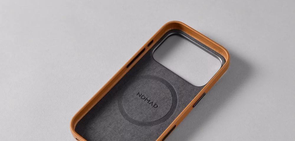 Мікрофібра всередині чохла Nomad Traditional Camino English Tan