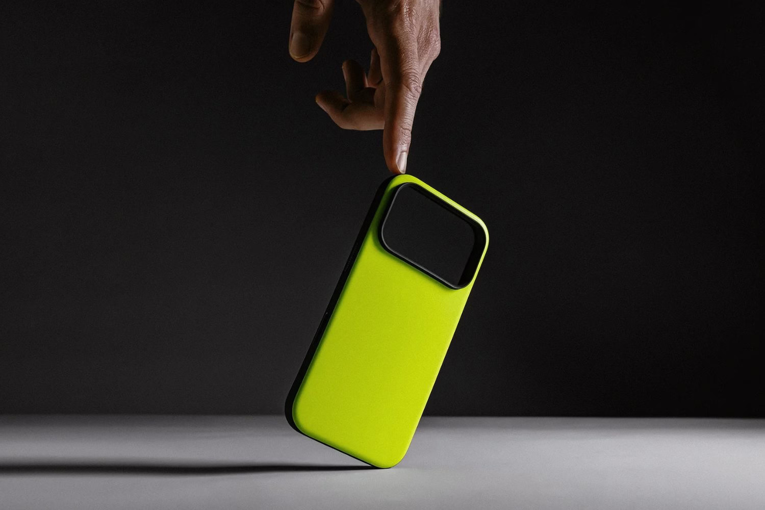 Чохол Nomad Modern Volt для iPhone 17 Pro Max - 4