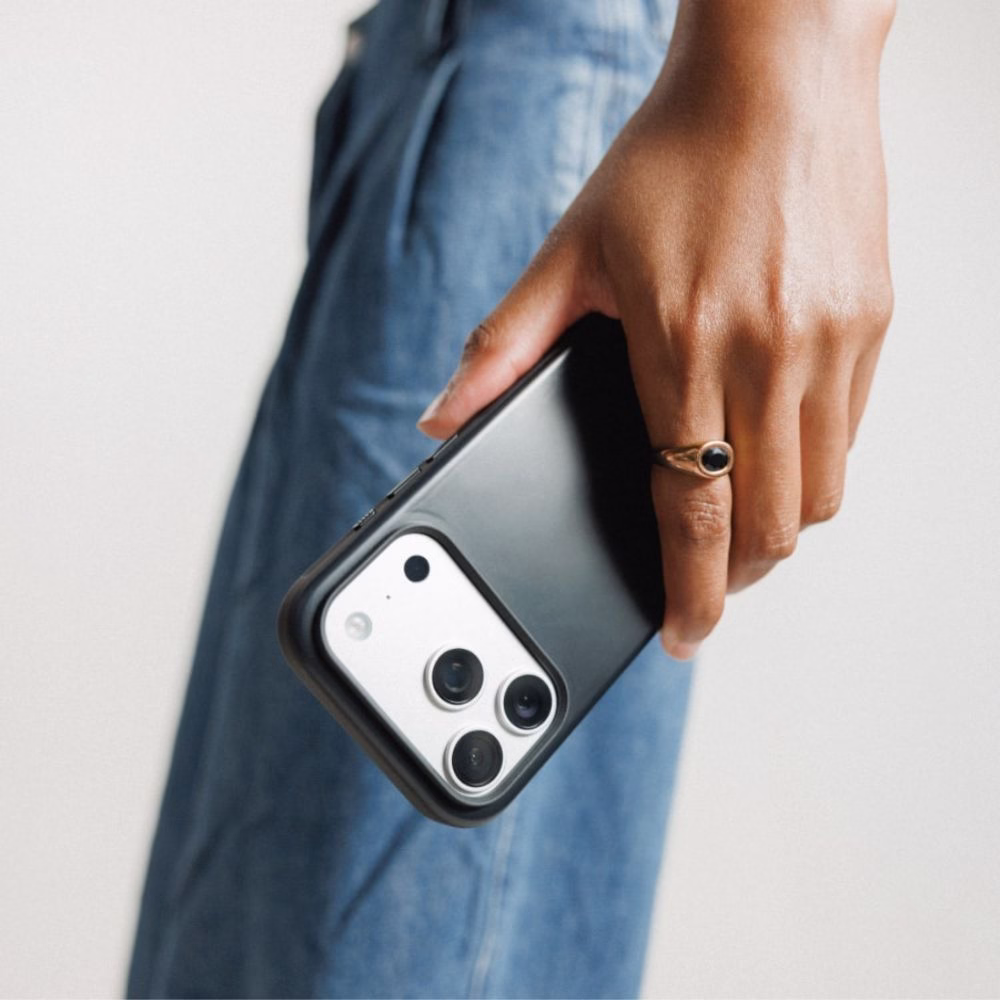 Чохол Nomad Modern Vulcan Black для iPhone 17 Pro Max - 2