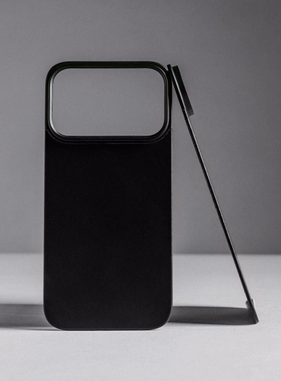 Шкіряний чохол Nomad Magnetic Horween Black для iPhone 17 Pro Max - 2