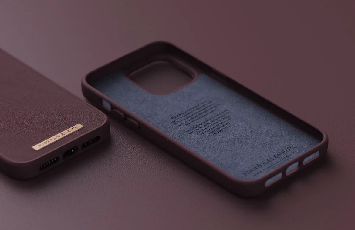 Чохол-накладка Njord Genuine Leather MagSafe Case Dark Brown for iPhone 14 Pro Max - 5